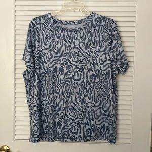 Under Armour Tee Size 2X